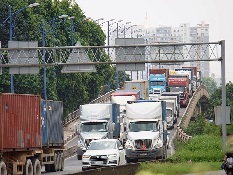 TP.HCM sẽ thu phí cảng biển, mở rộng các đường kết nối - ảnh 1