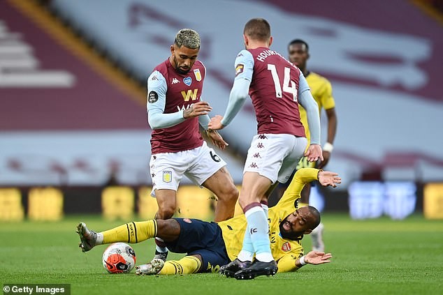 Cột dọc cứu thua, Aston Villa bất ngờ đánh bại Arsenal  - ảnh 6