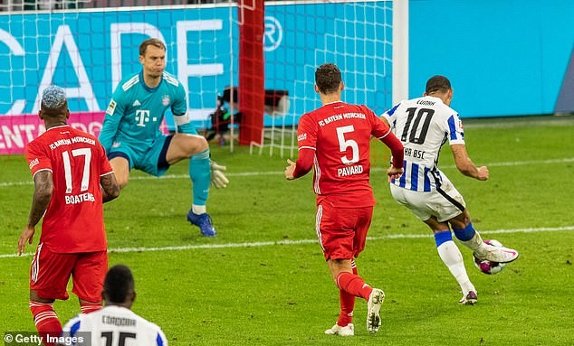 Lewandowski lập poker, Bayern thắng nghẹt thở phút bù giờ - ảnh 4