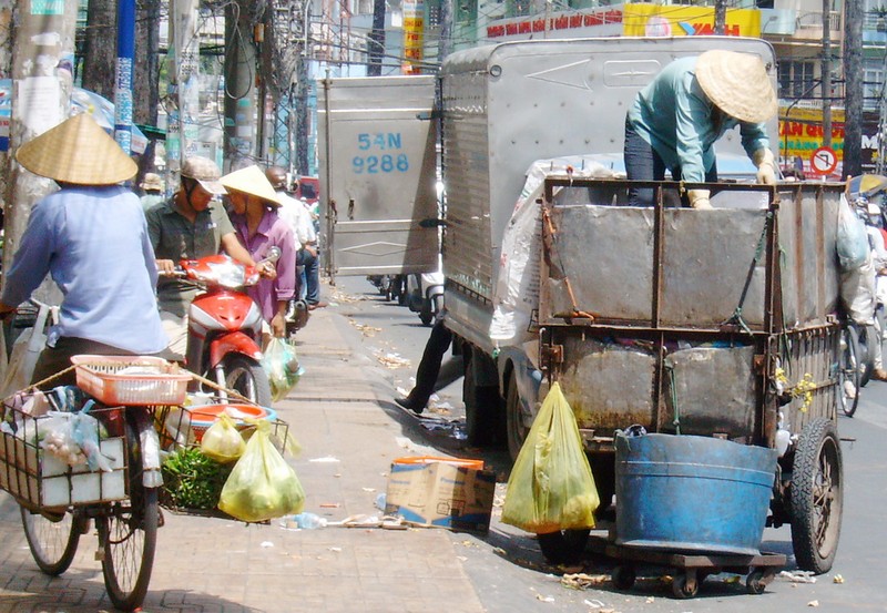 Mỗi người dân là một sứ giả “nói không với túi nhựa” - ảnh 1