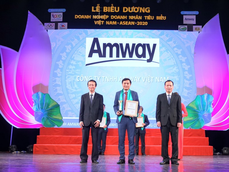 Amway VN nhận giải thưởng Doanh nghiệp tiêu biểu Việt Nam - ảnh 1