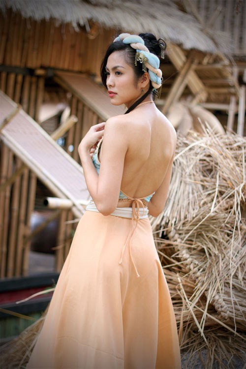 Thời trang nóng bỏng của kiều nữ Việt trong phim