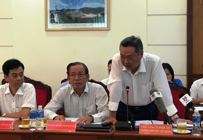 TGĐ Điện lực TP.HCM: ‘Điện lực muốn 1 bậc thang giá điện’ - ảnh 1
