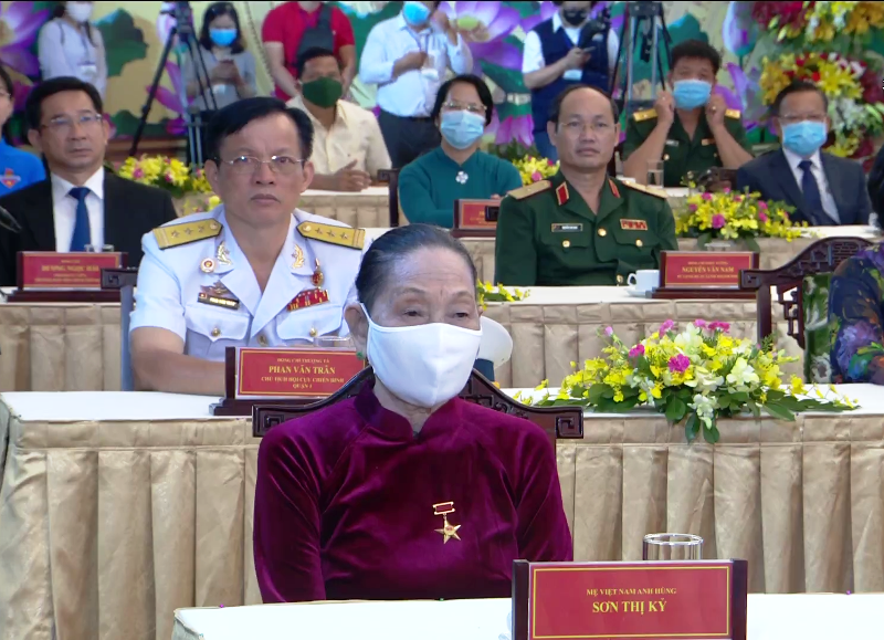 TP.HCM kỷ niệm 45 năm ngày thống nhất đất nước - ảnh 3