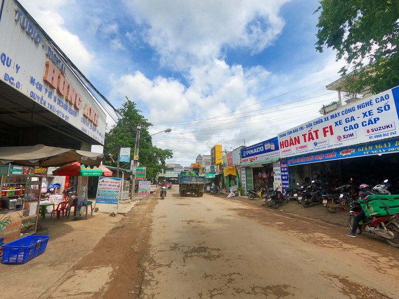 Thị trấn ... 'không mang tiếng'  - ảnh 4