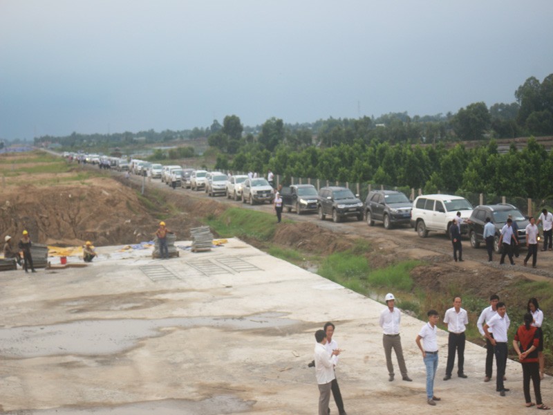 Tết, xe dưới 16 chỗ được đi trên cao tốc Trung Lương-Mỹ Thuận - ảnh 1