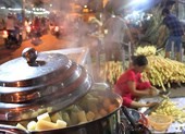 Món ngon độc đáo: Mía hấp lá dứa