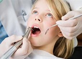Hơn 1.200 học sinh có nguy cơ nhiễm HIV vì khám răng ở trường