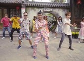 Trương Thảo Nhi xinh tươi trong 'Tết còn ở đó hông ta'