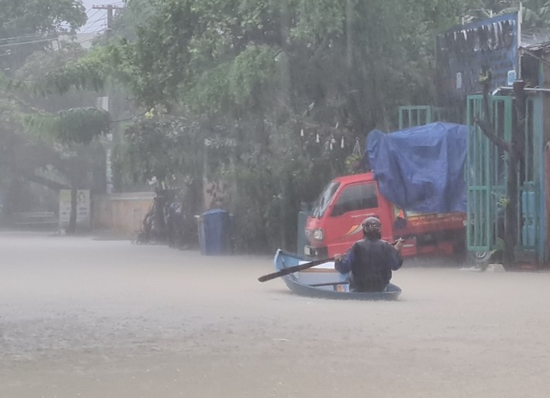 Quảng Nam: Nhiều vùng ngập sâu, sơ tán dân trước 17 giờ - ảnh 2