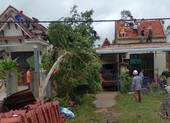 Quảng Nam: Lốc xoáy làm hư hỏng 20 ngôi nhà, cột điện ngã...