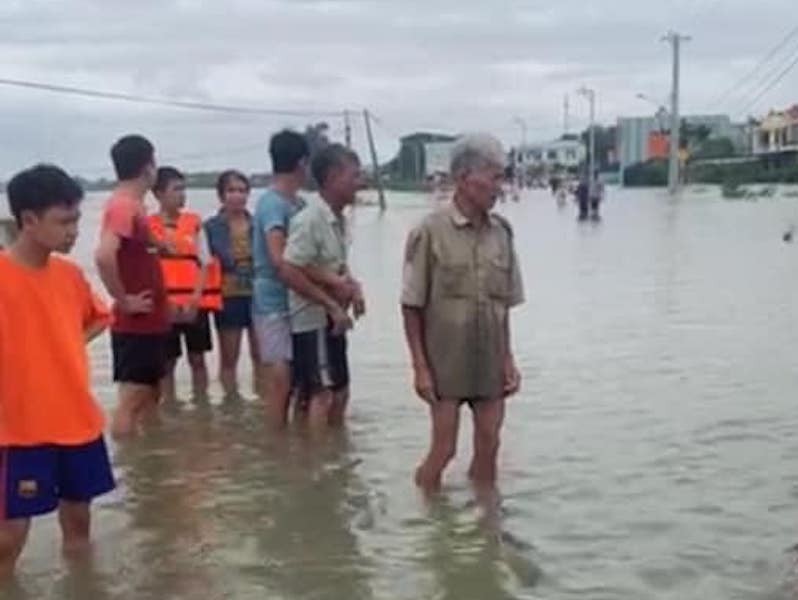 2 em học sinh đuối nước tử vong khi xuống ruộng nghịch nước - ảnh 1