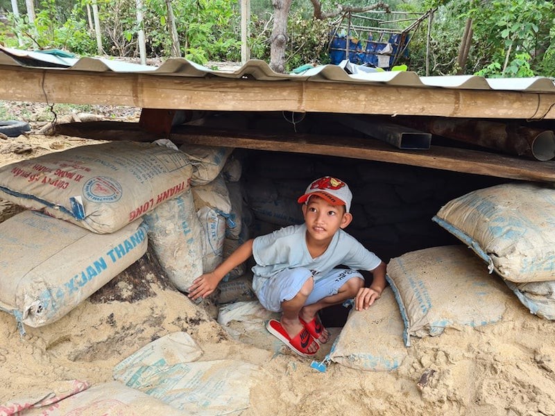 Quảng Nam: Người dân làm hầm tránh bão số 9 - ảnh 5