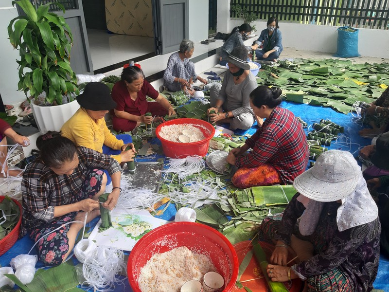 Tương thân tương ái, tài sản lớn nhât của người Việt luc này  - ảnh 2