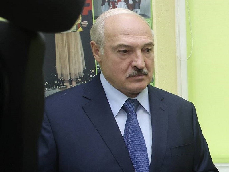 EU chia rẽ về việc trừng phạt ông Lukashenko - ảnh 1