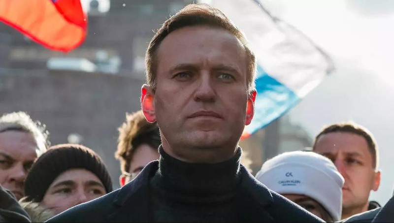 Nga: Văn phòng đồng minh của ông Navalny bị ném hóa chất - ảnh 1