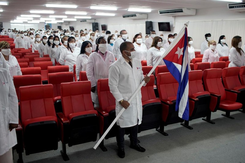 Reuters ca ngợi 'đội quân áo blouse trắng' tuyệt vời của Cuba - ảnh 3