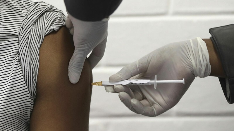 Mỹ: Sẽ sớm phân phối vaccine COVID-19 miễn phí cho người dân - ảnh 1