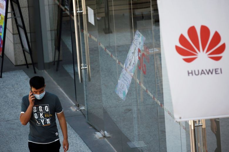 Giá điện thoại Huawei tăng vọt do Mỹ chặn nguồn cung chip - ảnh 2