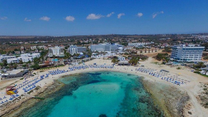 Hứng bão dư luận, Cyprus ngưng chương trình ‘hộ chiếu vàng' - ảnh 1