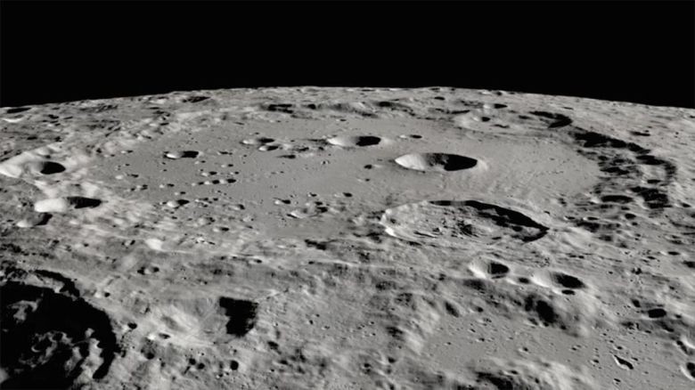 NASA công bố phát hiện mới về nước trên mặt trăng - ảnh 2