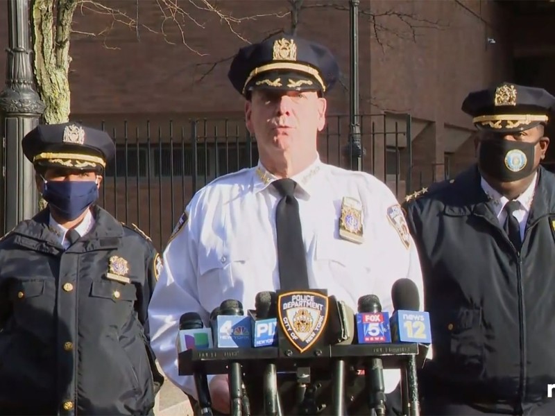 TP New York sẽ điều hàng ngàn cảnh sát tuần tra chống bạo động - ảnh 1