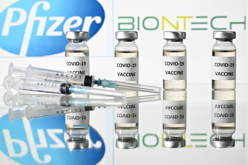 Anh nhận lô vaccine COVID-19 đầu tiên của Pfizer-BioNTech - ảnh 2