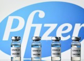 Anh nhận lô vaccine COVID-19 đầu tiên của Pfizer-BioNTech