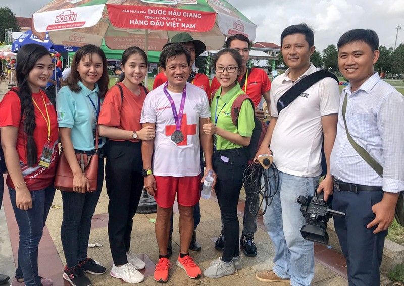 Ông Đoàn Ngọc Hải tham gia giải Marathon ở Hậu Giang - ảnh 4