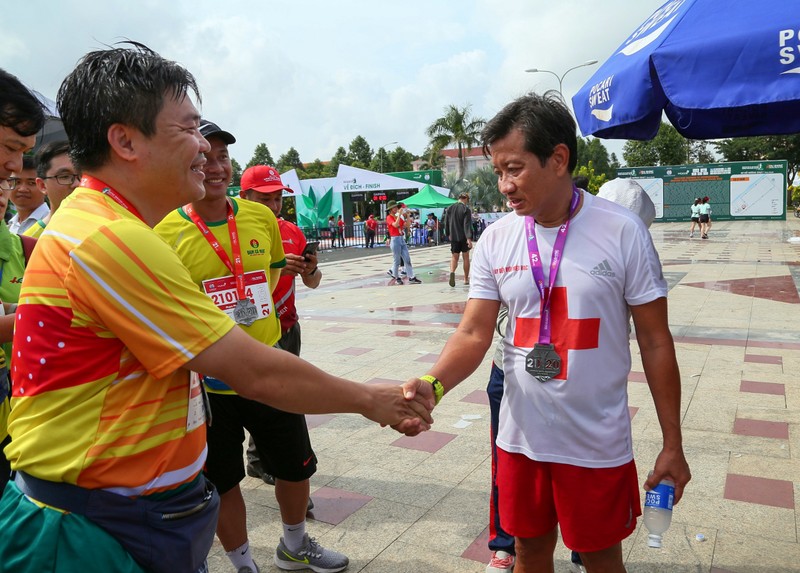 Ông Đoàn Ngọc Hải tham gia giải Marathon ở Hậu Giang - ảnh 6