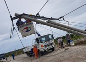 Điện lực Thừa Thiên – Huế nói về việc 272 cột điện bị gãy