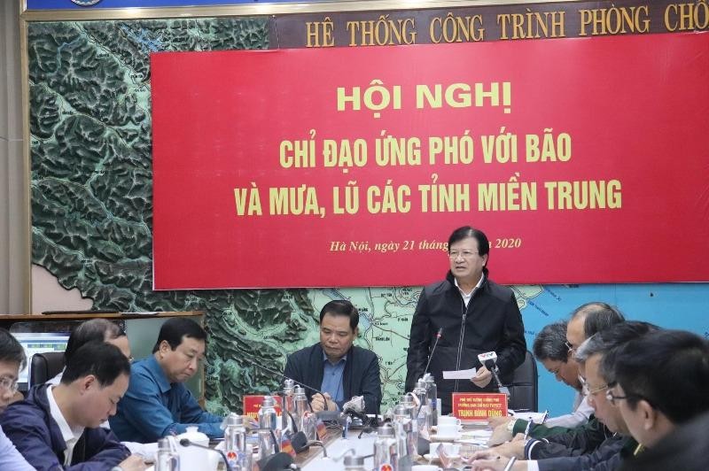 Phó Thủ tướng chỉ đạo ứng phó với bão số 8 - ảnh 1