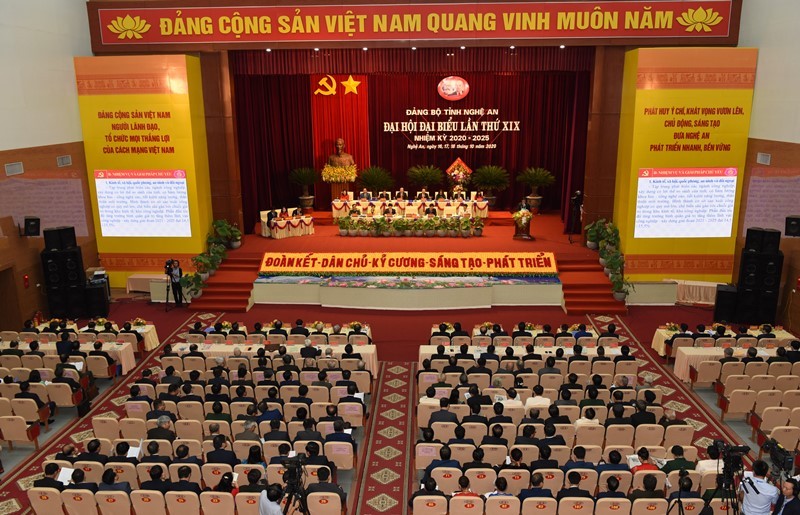 Thủ tướng biểu dương Nghệ An không để lây nhiễm COVID-19  - ảnh 2