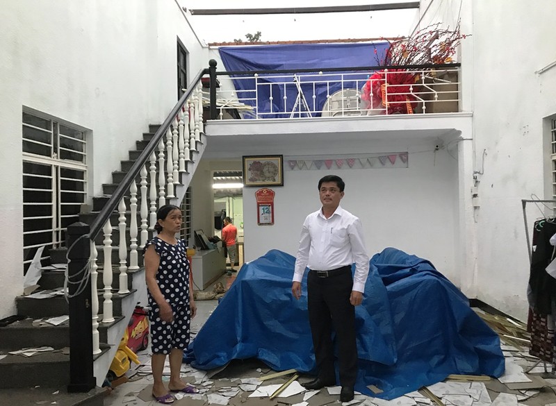 Đà Nẵng: Gió lớn khiến 2 căn nhà tốc mái - ảnh 8