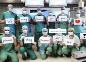 Mỹ với châu Âu, dân nơi nào ‘biết sợ’ COVID-19 hơn?