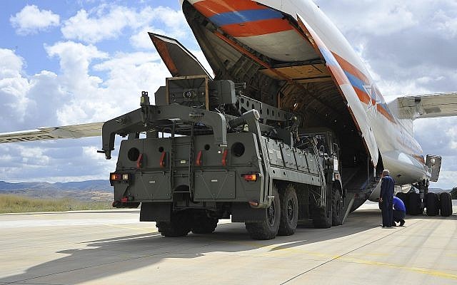 Video Thổ Nhĩ Kỳ phóng tên lửa S-400 mua của Nga gây sốt - ảnh 1