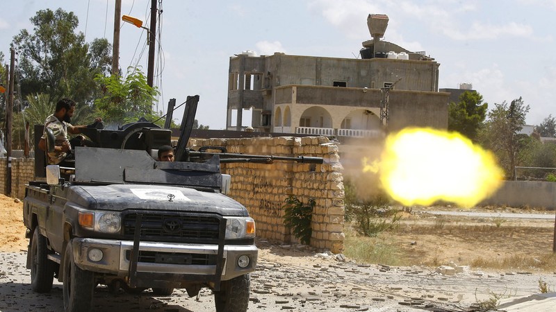 Phe ông Haftar và chính phủ Libya ký lệnh ngừng bắn toàn quốc - ảnh 1