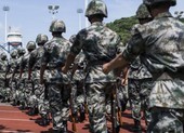 Ông Trump ra sắc lệnh mạnh mẽ nhằm vào quân đội Trung Quốc