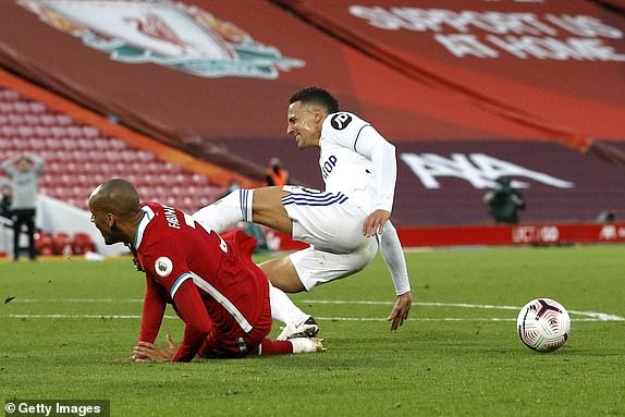 Salah lập Hattrick, Liverpool nhọc nhằn thắng đội mới lên hạng - ảnh 7