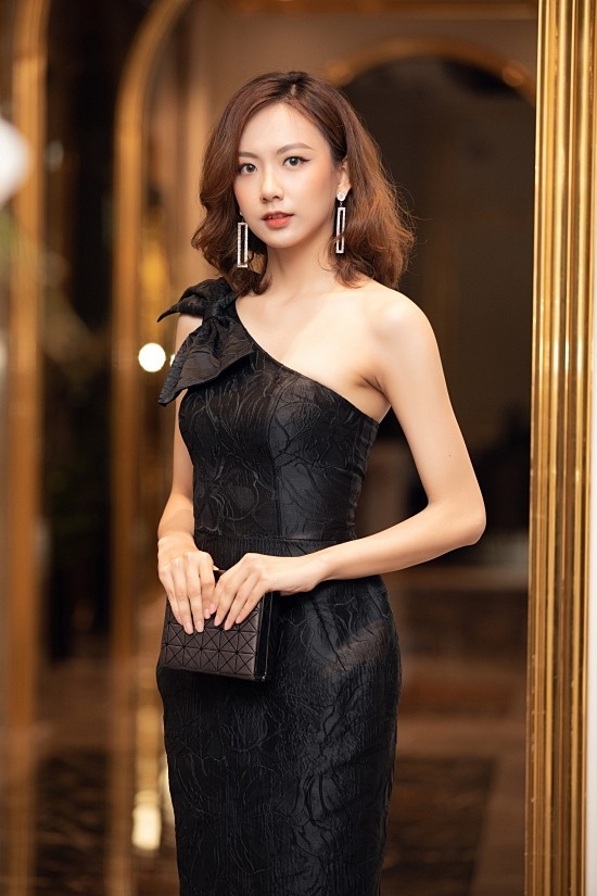 Ngắm 2 người đẹp cao nhất Hoa hậu Việt Nam 2020 - ảnh 12