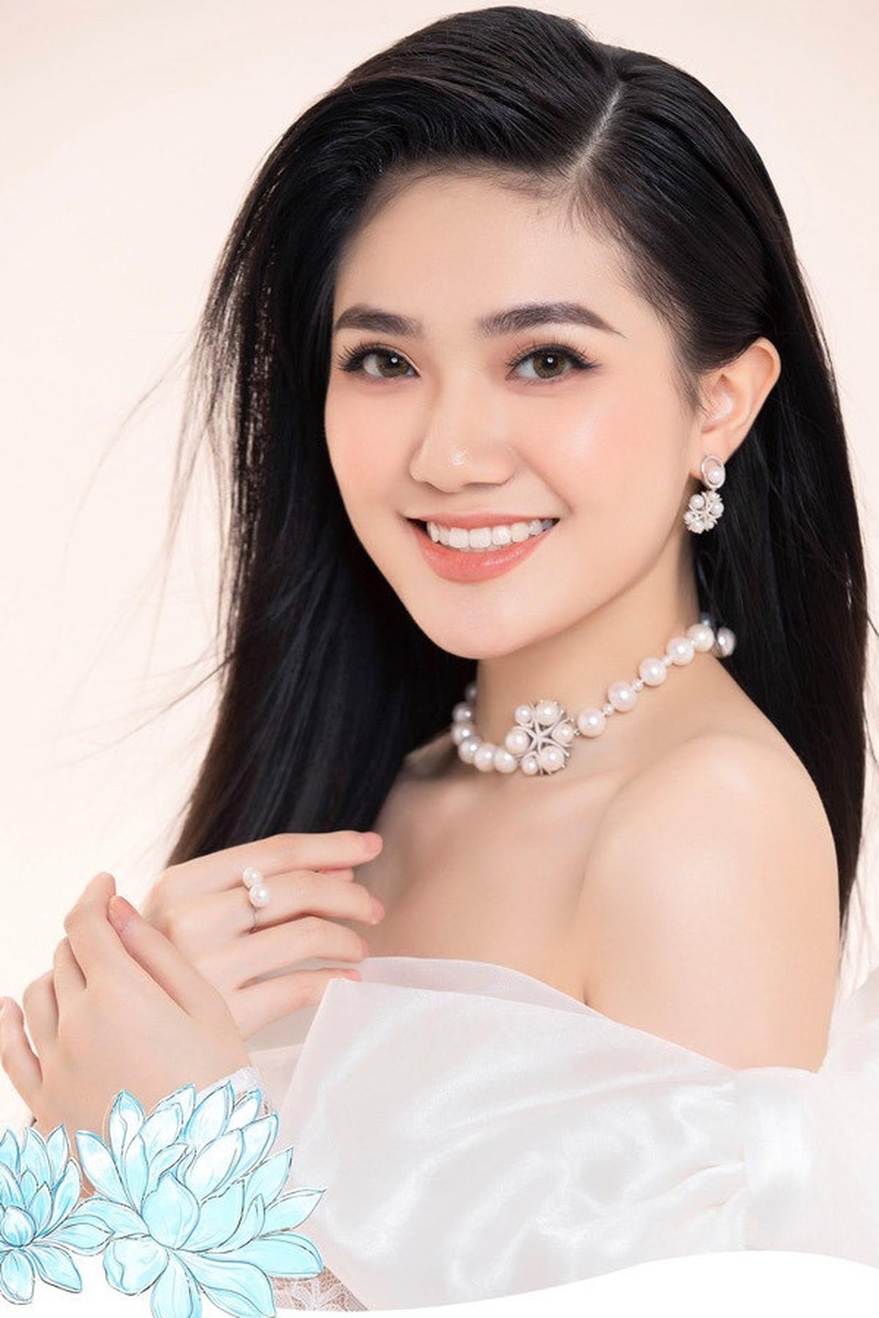 Ngắm Hồng Đào nữ sinh Hoa Sen vào chung kết Hoa hậu Việt Nam - ảnh 4