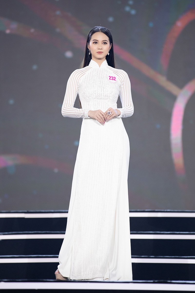 Ngắm Áo dài trong đêm Bán kết Hoa hậu Việt Nam 2020 - ảnh 9