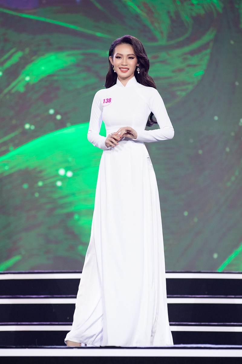 Ngắm Áo dài trong đêm Bán kết Hoa hậu Việt Nam 2020 - ảnh 6