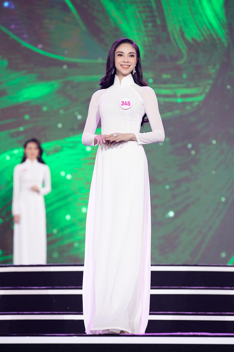 Ngắm Áo dài trong đêm Bán kết Hoa hậu Việt Nam 2020 - ảnh 8