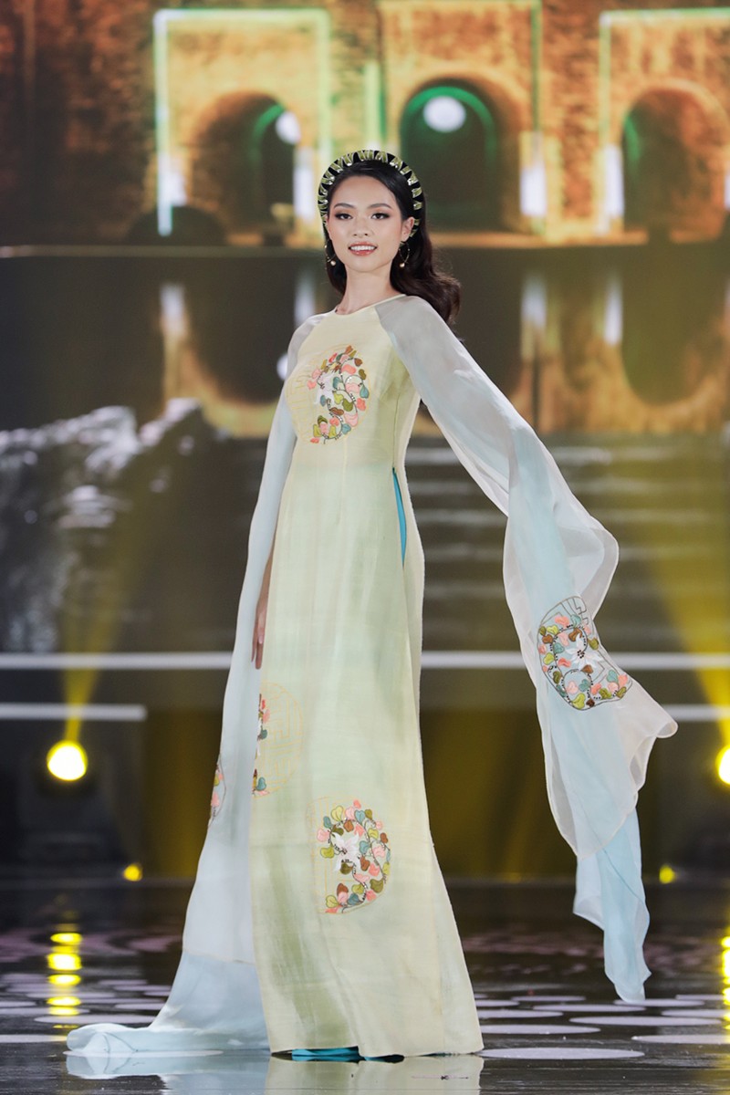 5 Hoa hậu trình diễn áo dài trong đêm chung kết HHVN 2020 - ảnh 14