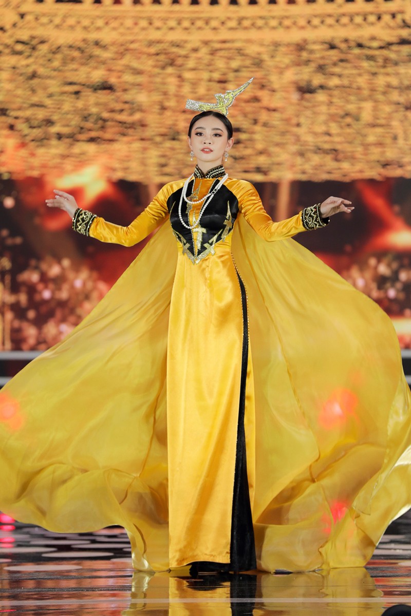 5 Hoa hậu trình diễn áo dài trong đêm chung kết HHVN 2020 - ảnh 13