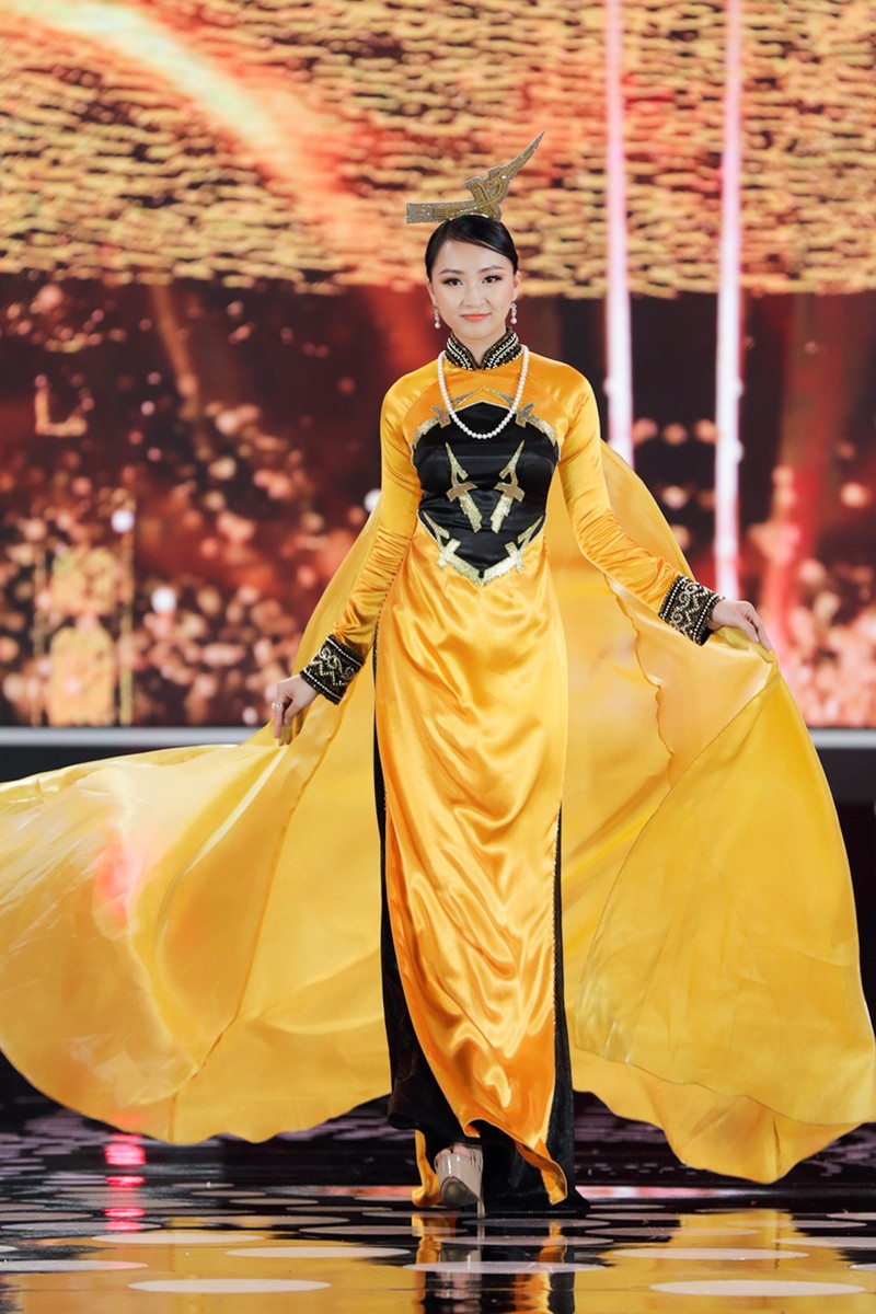5 Hoa hậu trình diễn áo dài trong đêm chung kết HHVN 2020 - ảnh 12