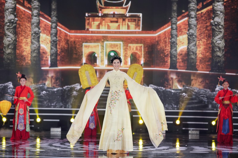 5 Hoa hậu trình diễn áo dài trong đêm chung kết HHVN 2020 - ảnh 4