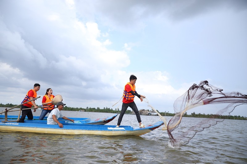 Mạc Văn Khoa đau đầu khi dẫn chương trình cùng Tiết Cương - ảnh 5