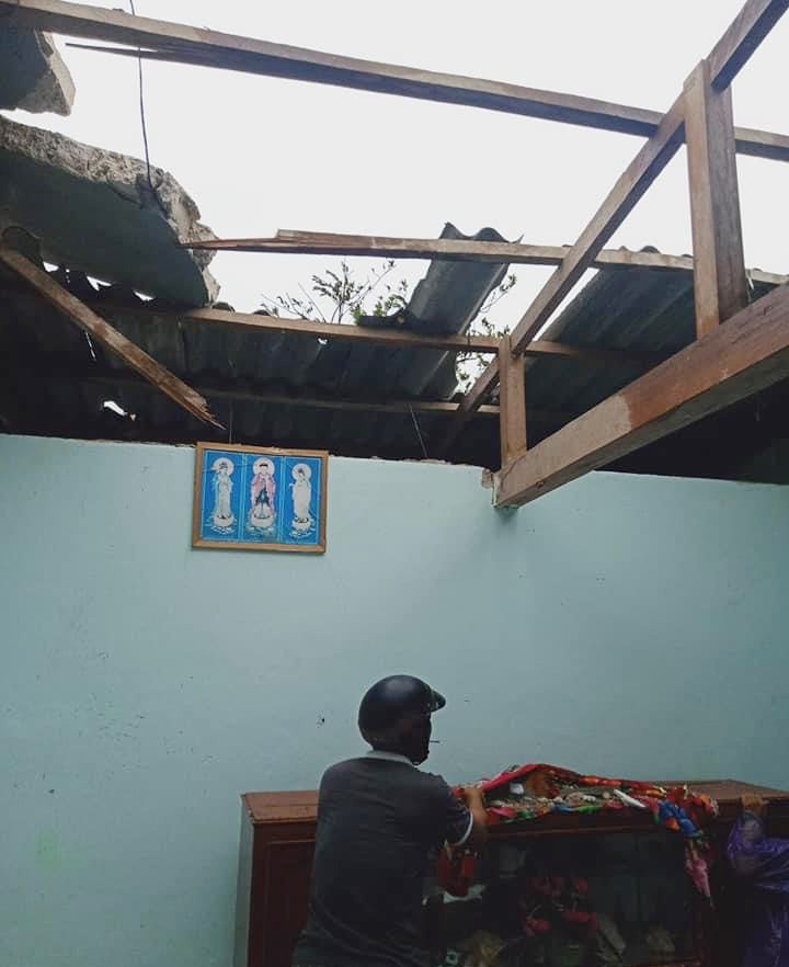 Chùm ảnh: Huyện đảo Lý Sơn thiệt hại nặng nề do bão số 9 - ảnh 6